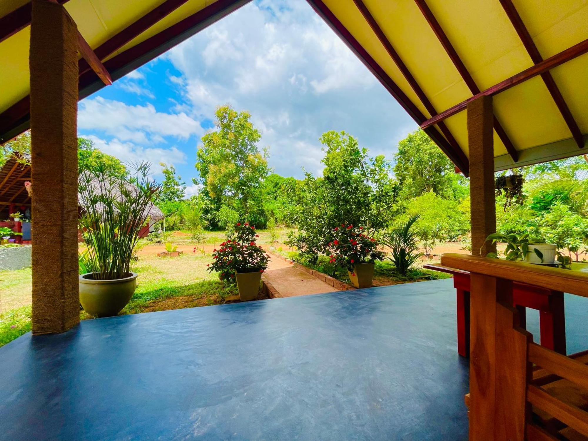 Sigiri Enaya Cottage สิกิริยา ภายนอก รูปภาพ